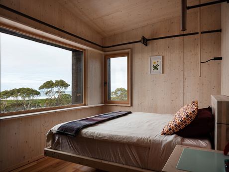Scamander Passivhaus A: Low-Energy Coastal Retreat on Tasman Coast - 7