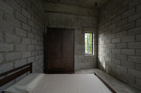 A Quiet House for Tropical Living - 9