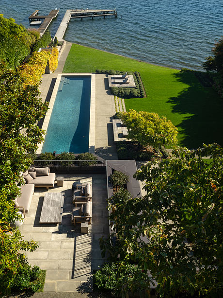 Looking Glass — A Revitalized Lakefront Retreat - 8