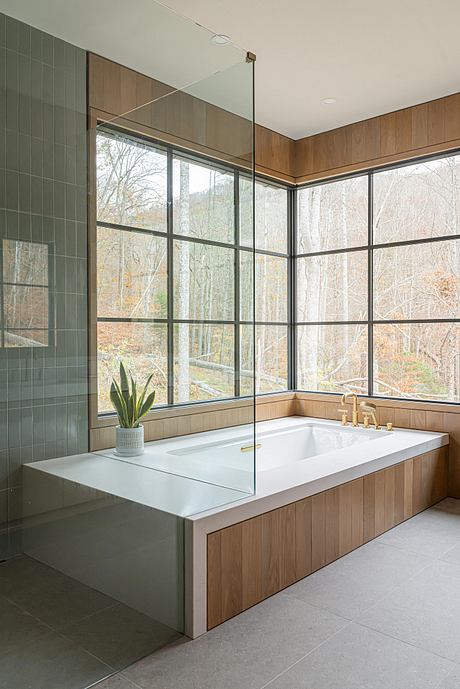 Holler House Interiors: Carolina Rooms Shaped By Natural Soft Light - 7