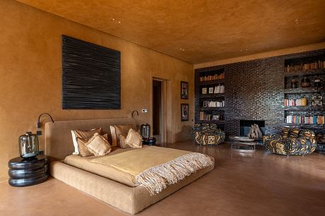 Dar Kemgia: Earthy Moroccan House Immersed in Palmeraie Gardens Beauty - 5