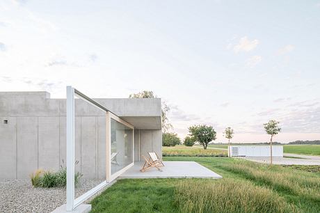 House on the Edge of the Plain by Skupaj Arhitekti - 8