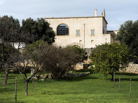 Pirnello Farmhouse Reclaims a Puglian Masseria for Contemporary Life - 10