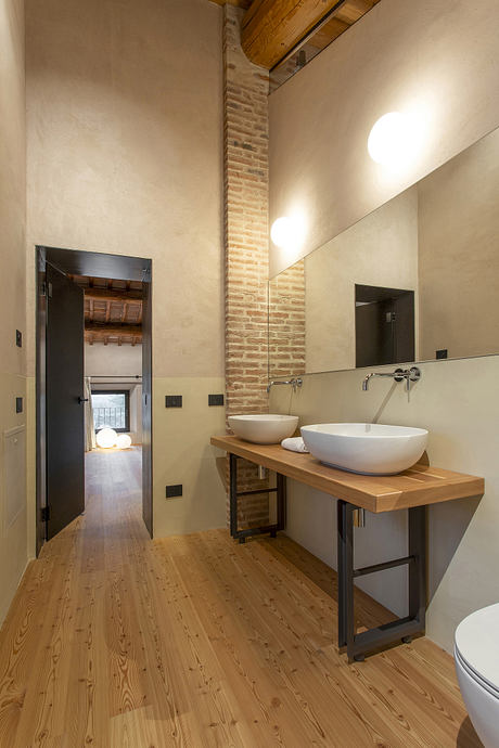 Restoration of a Barn in Mantua - 9