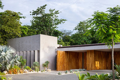 Seis Patios House by VOID - 9