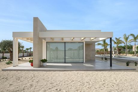 House P02: Mediterranean Villa Framed By Stone, Light, and Water Lines - 9