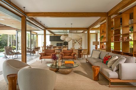 LAF Residence by Patricia Martinez Architecture - 1