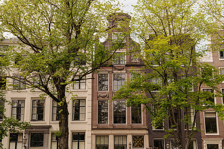 Modern Living in a Historic Monument - 1