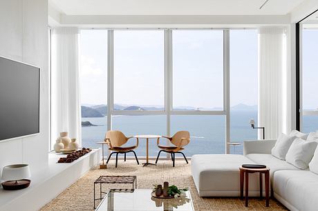 Penthouse with 360° Ocean Views: Light-Filled Brazilian Retreat - 1