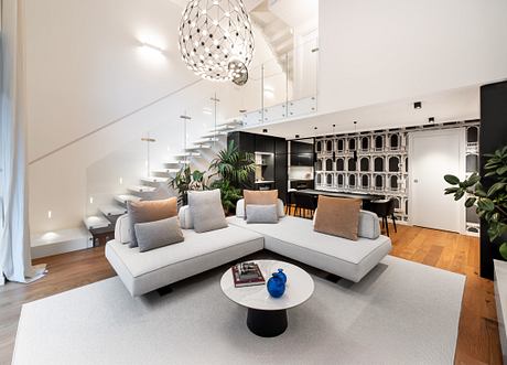 Urban Villa in Milan Balances Light, Warmth, and Height Inside - 1