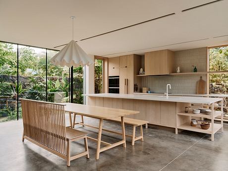 Kailua House Reveals a Jungle-Lined Retreat for Gatherings by the Shore - 2