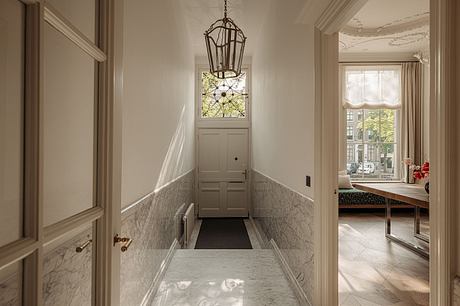 Modern Living in a Historic Monument - 2