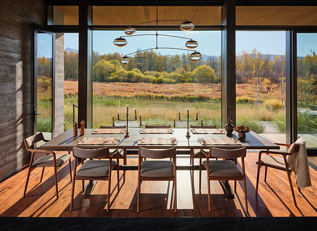 Alta North Refines The Mountain Retreat Through Scale and Restraint - 3