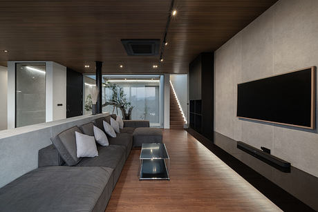 Casa Gana House in Thailand Balances Retreat Life with Gatherings - 3