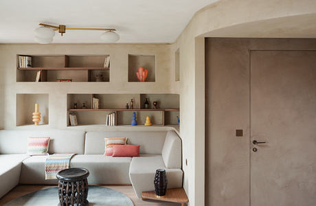 Soho Triplex Reconnects Three Floors into a Single Family Home