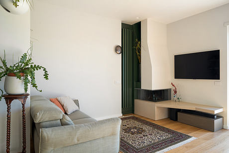 The Home of Yesterday, Today, and Tomorrow Revives Family Memory in Naples - 3