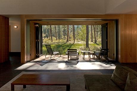 North Bank Road: Exploring Barn Form in a Forest House Setting - 3