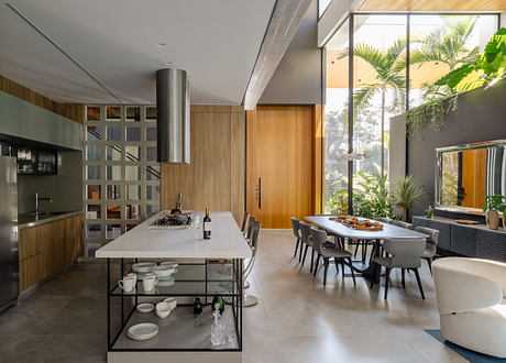 CLM Residence Balances Urban Comfort With a Deep Forest Connection - 5