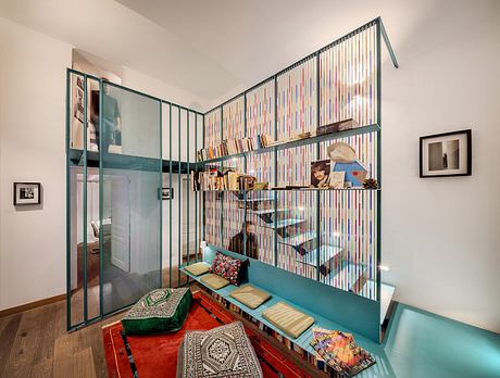 Mexico and “Vucciria”: Color-Rich Apartment Reinvents Family Living - 4
