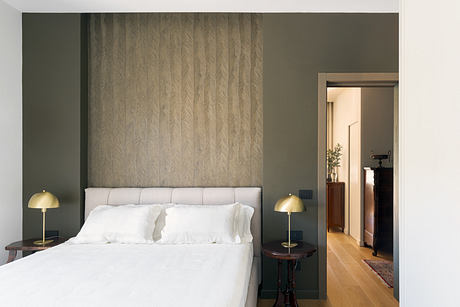 The Home of Yesterday, Today, and Tomorrow Revives Family Memory in Naples - 5