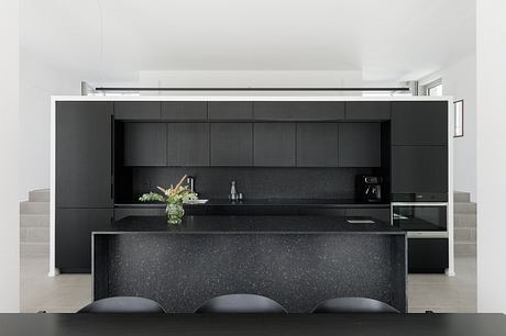 Casa Frascà Bosco: A Stone House Shaped by Calabria’s Coastal Terrain - 5