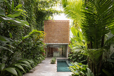 Tropical Shed by TROOST + PESSOA Architects - 6