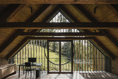 Strážné Cottage Reclaims Mountain Traditions for Contemporary Retreat - 6