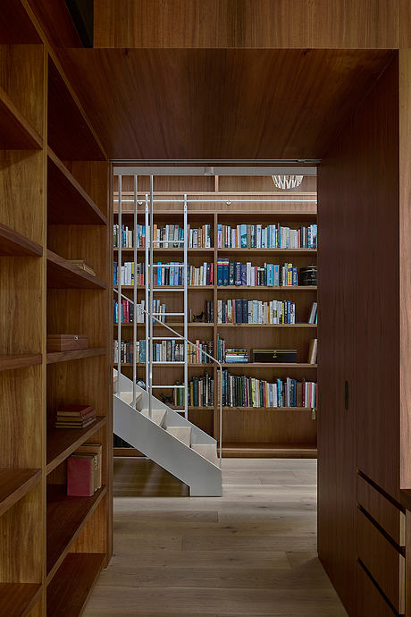 Allegato Reorients a Toorak House Toward Light and Garden Living - 5