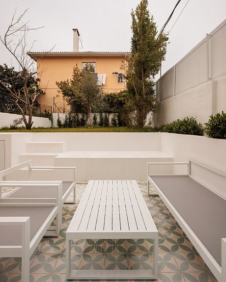 Caxias PR Revives Compact T2 Living - 9