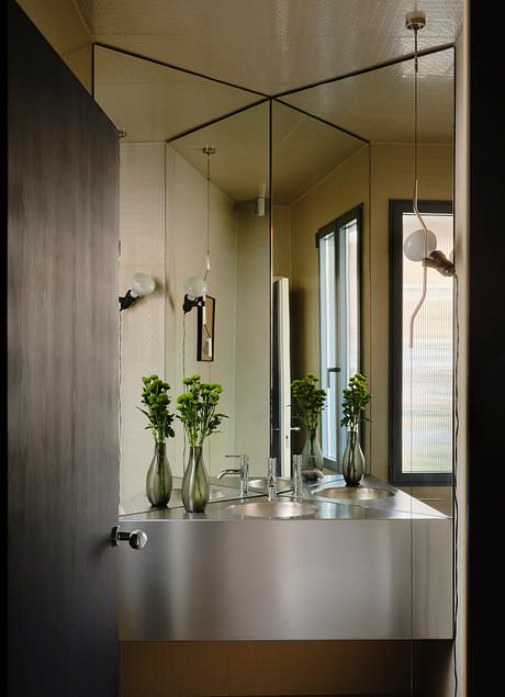 PDLL70 Brings New Life to a 1934 House in Madrid - 8