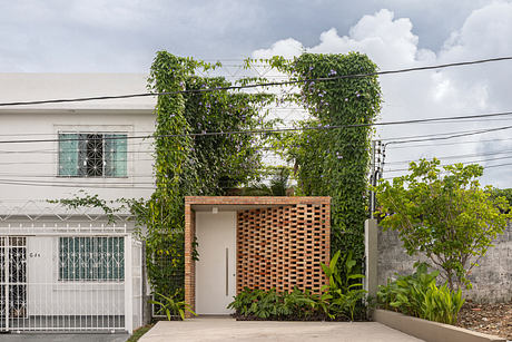 Tropical Shed by TROOST + PESSOA Architects - 9