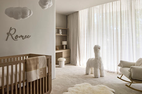 Brighton Sands: Tranquil LA-Inspired Coastal House - 9