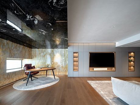 Weaving the Mood of Life Between Modernity and Nature - 9