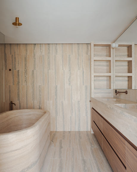 Soho Triplex Reconnects Three Floors into a Single Family Home - 9