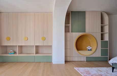 Weaving the Mood of Life Between Modernity and Nature - 10