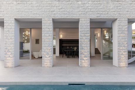 Casa Frascà Bosco: A Stone House Shaped by Calabria’s Coastal Terrain - 9