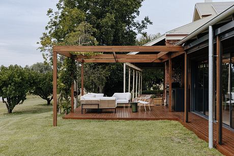 House in the Vines by James Allen Architect - 8