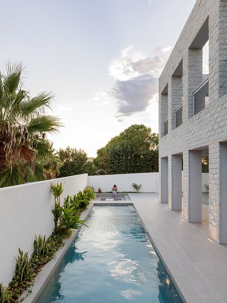 Casa Frascà Bosco: A Stone House Shaped by Calabria’s Coastal Terrain - 11