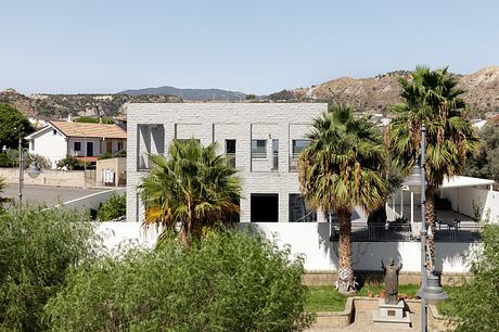 Casa Frascà Bosco: A Stone House Shaped by Calabria’s Coastal Terrain - 12