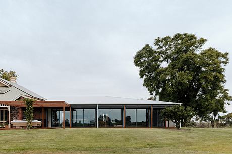 House in the Vines by James Allen Architect - 12