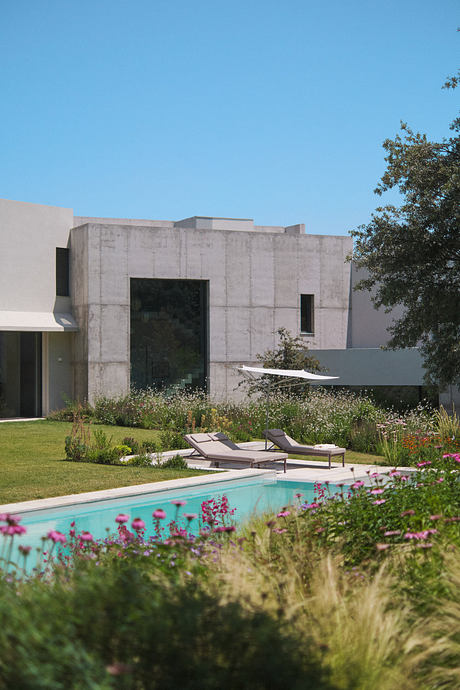 Arco House: A Madrid Home Shaped Around Art, Color, And Garden - 15