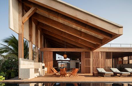 Casa Kani Ini by Taller Alberto Calleja