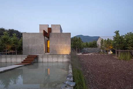 Chwihoga Opens Between Pine Forest, Bamboo, and Stone - 1