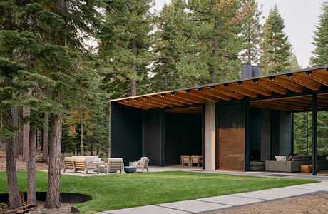 Gamezone House by Faulkner Architects