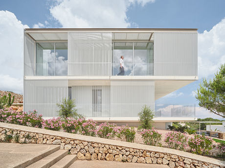 Steel House by Nomo Studio - 1