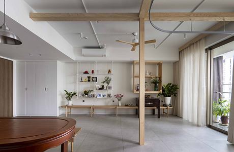 The Peak Apartment by ShapeUs studio