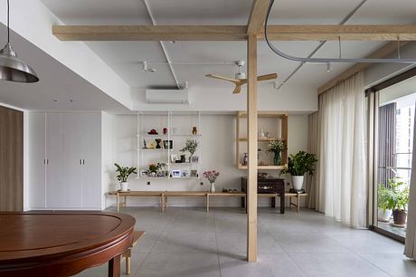 The Peak Apartment by ShapeUs studio - 3