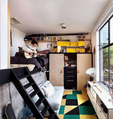 Valley House Uses a Refined Palette to Quiet the Victorian Interior - 4