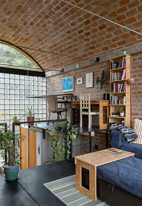 Horno de Pan Opens Toward the City Across the River - 5