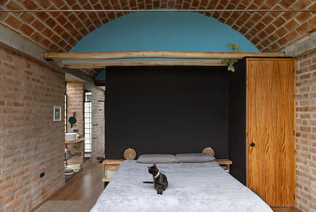 Horno de Pan Opens Toward the City Across the River - 6